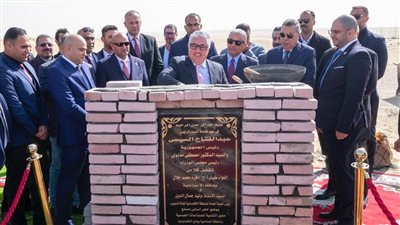 وضع حجر أساس مصنع «إندستريال هاوس» للمنتجات الجبسية في «شرق الإسماعيلية»