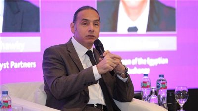 البورصة المصرية تدرس الاستفادة من تطبيقات الذكاء الاصطناعي وتقنيات الـ Blockchain