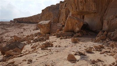 اكتشاف موقع «هضبة أم عِراك» الأثري في جنوب سيناء