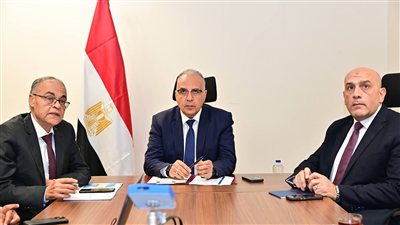 وزير «الري» يبحث مع شركات ألمانية توطين صناعة صناديق التروس في مصر