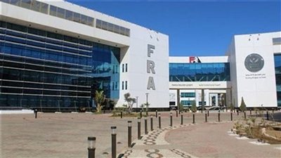 إلزام الشركات المالية غير المصرفية بالإفصاح عن الانبعاثات الكربونية