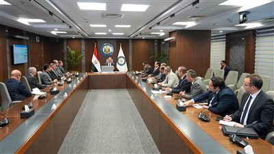 وزير «البترول» يوجه ببدء دراسة متطلبات تطوير تكنولوجيا حفر وتنمية الحقول