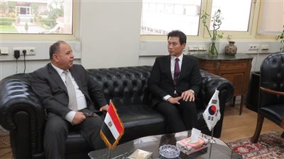 وزير المالية: حريصون على تهيئة بيئة أعمال محفزة للاستثمارات المحلية والأجنبية