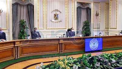 «مدبولى» يوافق على إقامة معرض دائم لمنتجات مدينة دمياط للأثاث بالقاهرة