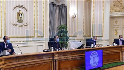 رئيس الوزراء يوجه بدراسة موقف الأراضى المخصصة للجمعيات بالإسماعيلية