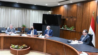 شركة بلجيكية تبحث إنشاء مركز عالمى لتموين السفن فى مصر