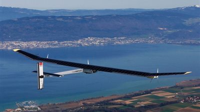 بالفيديو.. الطائرة الشمسية 