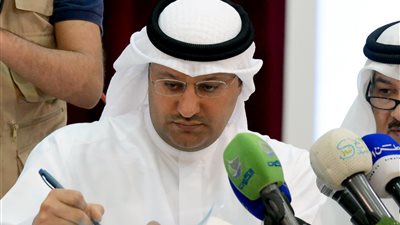 وزير الصحة الكويتى ينفى وفاة حالة جديدة بين مصابي حادث تفجير مسجد الإمام الصادق