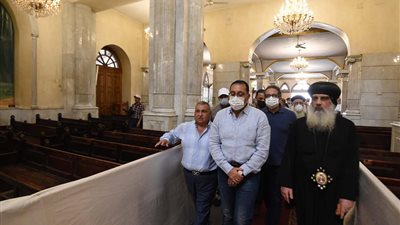 رئيس الوزراء يتابع أعمال ترميم معبد الكرنك وطريق الكباش