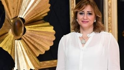 إيناس قدرى: 50% من المعاملات في بنك أبو ظبي التجاري رقمية