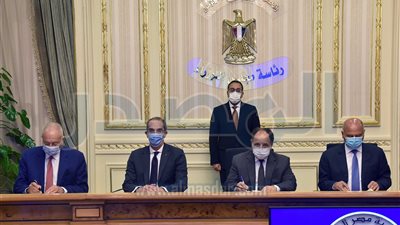 توقيع بروتوكول تعاون لتبسيط إجراءات الإفراج الجمركى عن البضائع بالموانئ