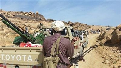 بالفيديو..عشرات القتلى في اشتباكات بين الحوثيين واللجان الشعبية في عدن