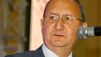 وزير التجارة ينفى إلغاء إستراتيجية صناعة السيارات