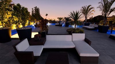 بالفيديو.. بيوت 