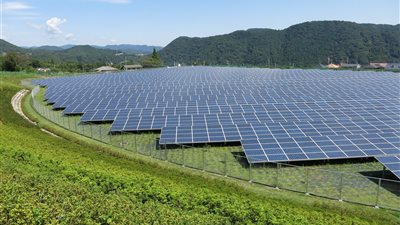 بالفيديو.. طائرة بدون طيار تكشف عن حجم محطة 