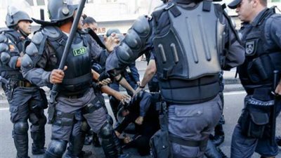 مقتل 33 على الأقل في 