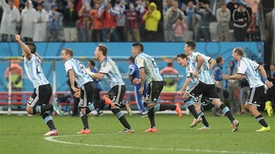 الأرجنتين تسحق باراجواي بستة أهداف وتصل نهائي 