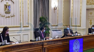 رئيس الوزراء يستعرض ملامح مشروع قانون المالية العامة الموحد