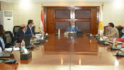 «التنمية المحلية»: 418 مليون جنيه لتطوير التكتلات الاقتصادية بسوهاج وقنا