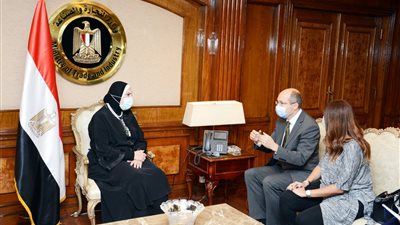 وزيرة التجارة تبحث مع سفير المجر مستقبل العلاقات الاقتصادية بين البلدين