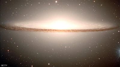 علماء فلك يرصدون 