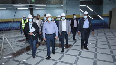 وزير النقل يتابع أعمال تنفيذ المرحلة الثالثة للخط الثالث للمترو 