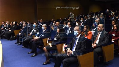  رئيس الوزراء: برنامج الإصلاح يقدم فرصا استثمارية في كافة المجالات