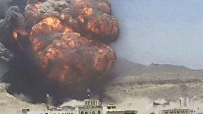 انفجارات تهز صنعاء بعد قصف التحالف لمعسكرات ومخازن أسلحة تابعة للحوثيين