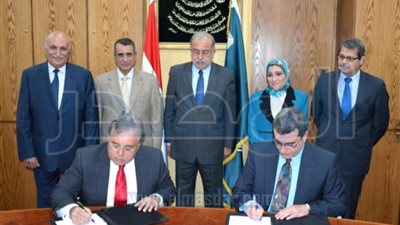 اتفاقيتين بين 