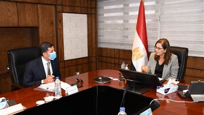 «التخطيط» و«الاستثمار» يراجعان الإصلاحات الهيكلية المقترحة على المدى القصير