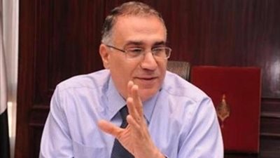 سفير مصر في بيروت يلتقي رئيس الوزراء اللبناني تمام سلام