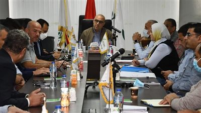 وزير الإسكان: مشروع الداون تاون بالعلمين الجديدة يشمل 5 أبراج كاملة التشطيب