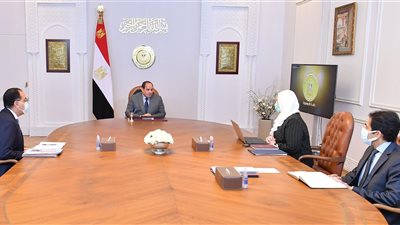 السيسي يوجه بحصر الغارمين والغارمات تمهيداً للإفراج عن دفعة قبل عيد الفطر