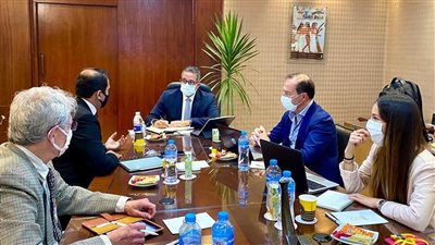 العناني يناقش تفعيل الإستراتيجية الوطنية للسياحة مع بيت الخبرة الإيطالي 