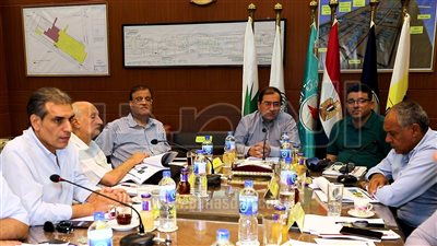 وزير البترول: تنفيذ خط أنابيب 