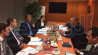 وزير الخارجية يلتقى مستشار الأمن القومي الألماني فى برلين