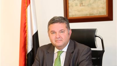 «قطاع الأعمال»: بيع 40,1 ألف قنطار في مزادات القطن حتى الآن