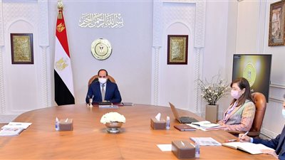 السيسي يوجه بتعزيز منظومة مراكز الخدمات المتحركة والسيارات المتنقلة 