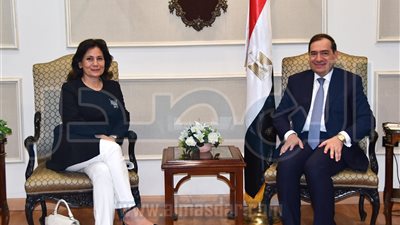 مصر والأردن يوقعان اتفاقيات تنظيم بيع وشراء الغاز الطبيعى