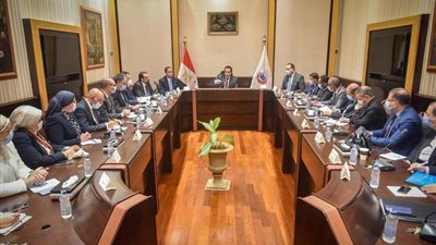 قرارات أول اجتماع لوزير التعليم العالي بعد قيادة وزارة الصحة