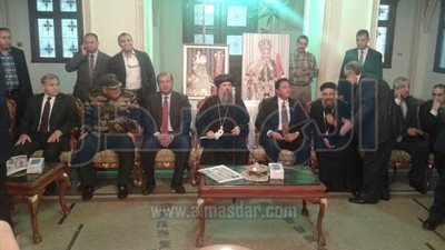 وزير التموين ومحافظ الاسكندرية  يقدمان التهنئة بعيد القيامة  للكنيسة المرقسية بالاسكندرية
