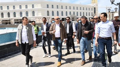 وزير الإسكان يتفقد أعمال تنفيذ المدينة التراثية بالعلمين الجديدة