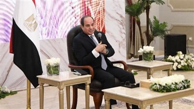 السيسي يعقد لقاءً موسعاً مع مجموعة من الصحفيين والاعلامين