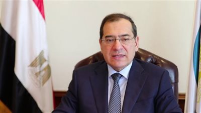 «البترول»: مصر تبدأ تصدير الغاز للبنان بنهاية 2021