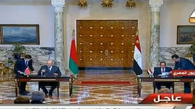 السيسي ورئيس بيلاروسيا يوقعان الإعلان المشترك بين البلدين وعددا من الاتفاقيات (فيديو)