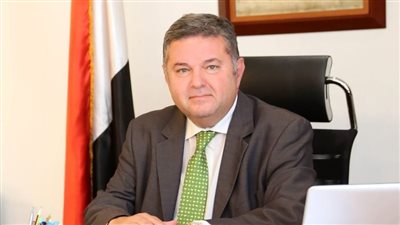 وزير قطاع الأعمال يتابع مع «Technip» الإيطالية تطوير «الدلتا للأسمدة»