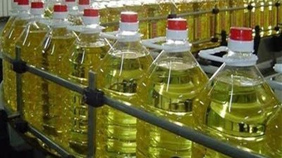 «السلع التموينية» تعلن عن ممارستين دولية ومحلية لشراء زيت الطعام