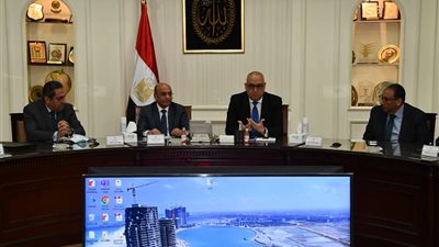 وزيرا الإسكان والعدل يبحثان مع «المركزي» تيسير إجراءات التمويل العقاري