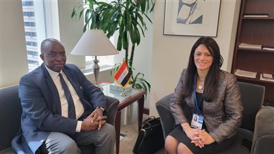 «المشاط» تلتقي مدير منطقة شمال أفريقيا بمؤسسة التمويل الدولية