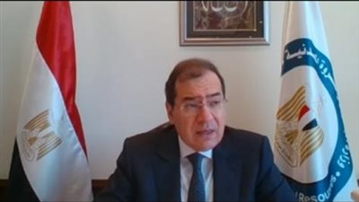 «الملا»: خطة عمل لتحسين أداء الحقول البترولية المتقادمة